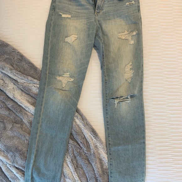 A&F distressed jeans - Picture 2 of 5